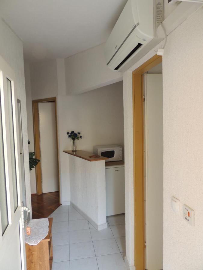 Apartman Husic Паг Екстериор снимка